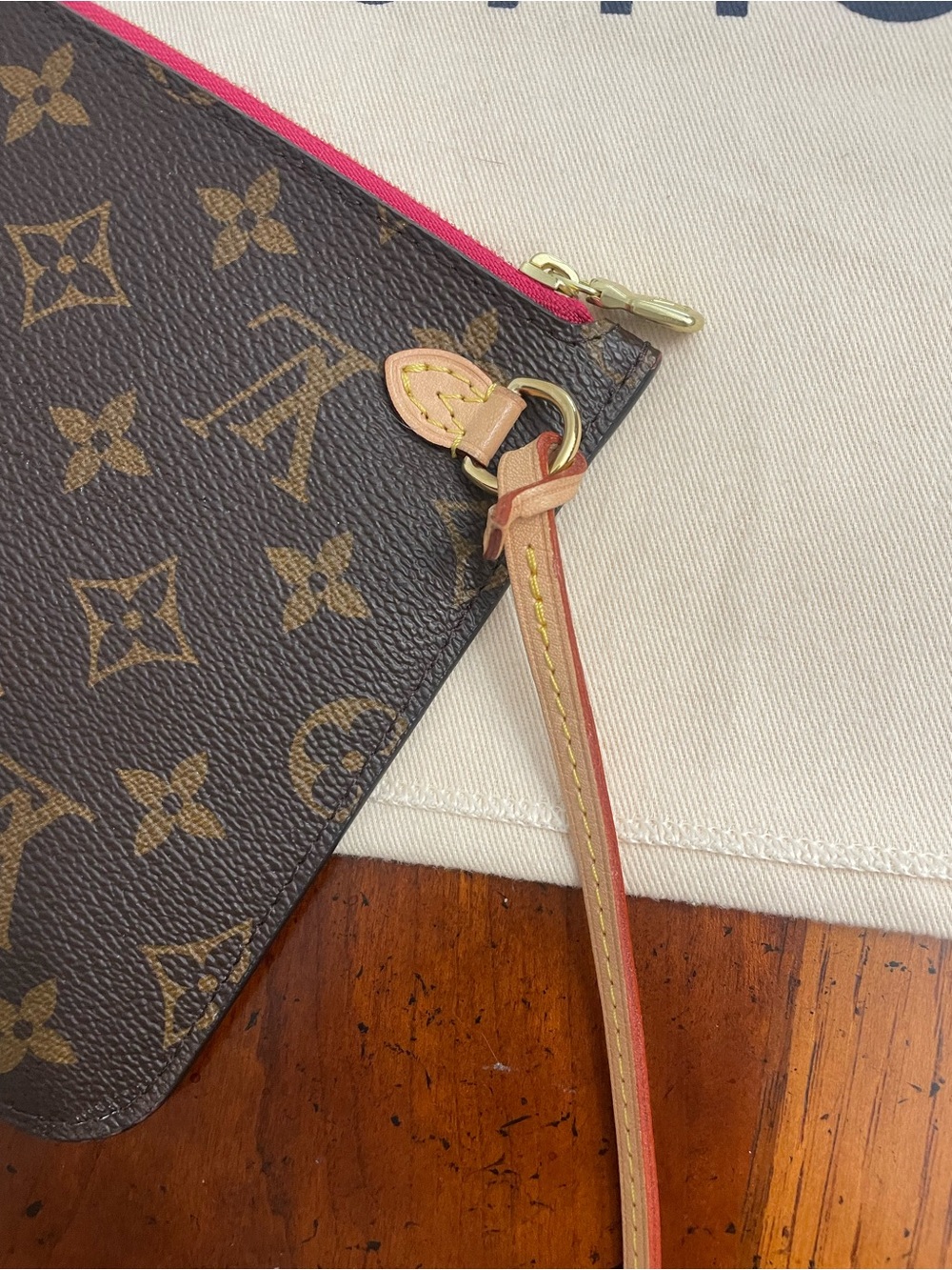 Louis Vuitton Brown Monogram Wristlet with Pink Trim - Picture 4 of 10